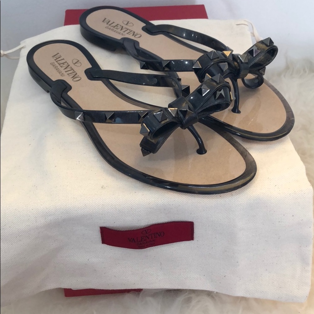 Valentino rockstud bow flip flops.